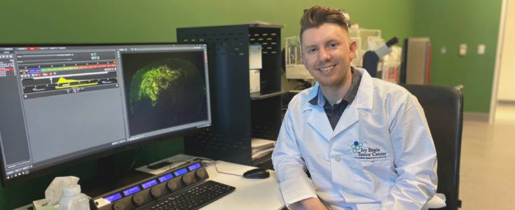 Dr. Michael Holter working in the lab