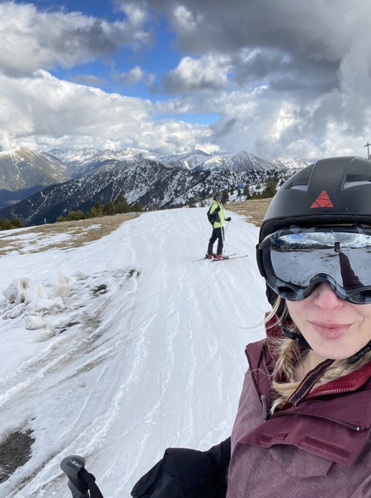 Marie skiing
